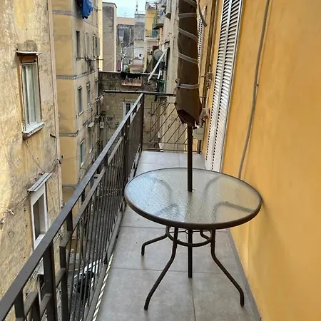 Casa D10S Napoli Centro Quartieri Spagnoli Exterior photo