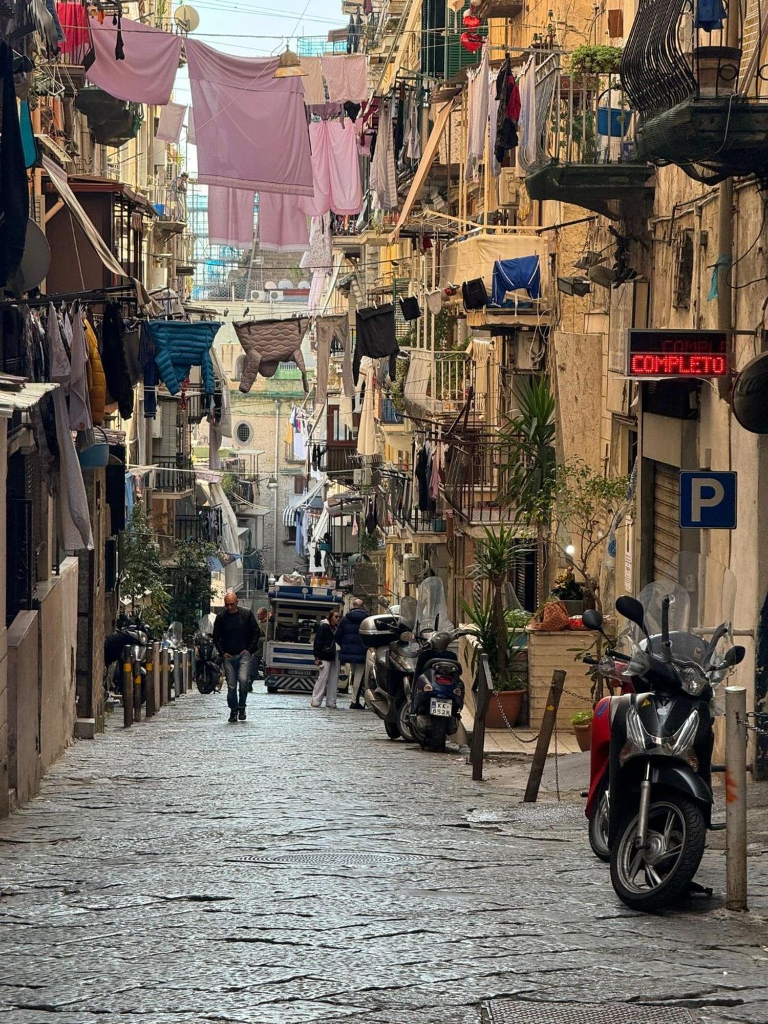 Casa D10s Centro Spagnoli Naples